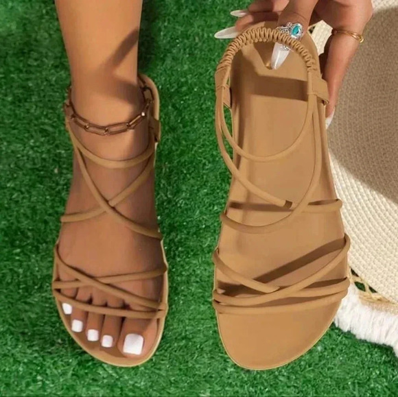 New Summer Women Elegant And Comfortable Large Size Flat Sandals With Straps For - Picture 1 of 6